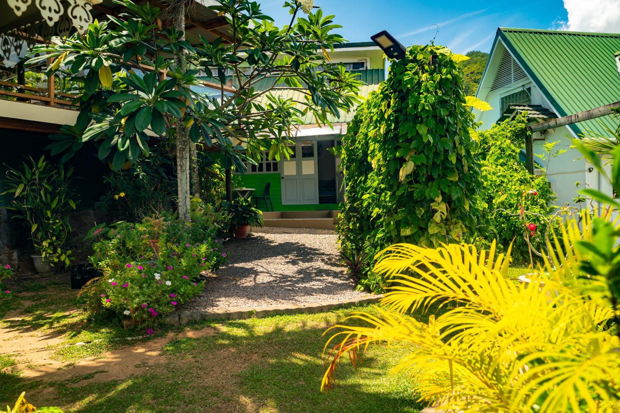 Lemongrass Lodge Beau Vallon  Exterior foto